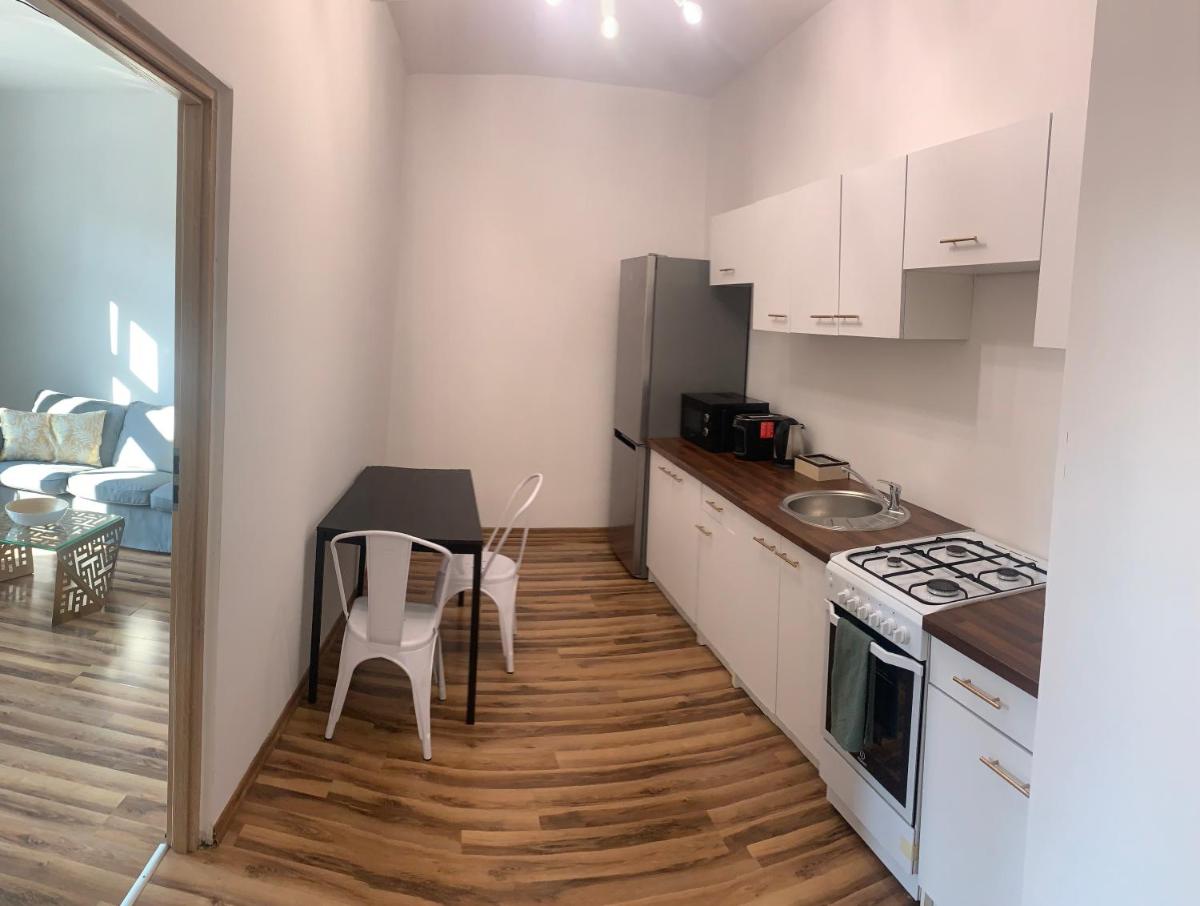 Kamienica - Housity