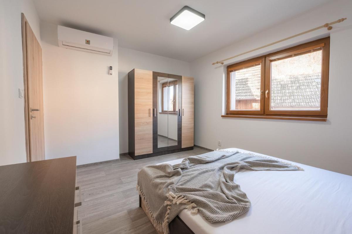 Pohoda Salaš u Velehradu-2 apartmany - Housity