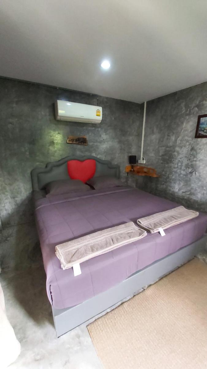 บ้านสมบูรณ์รีสอร์ท - Housity