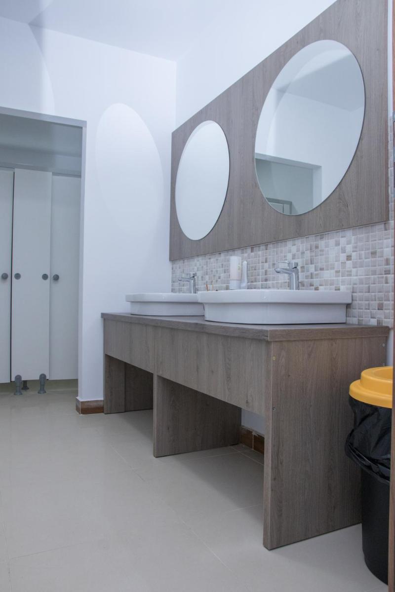 Sim House - Housity