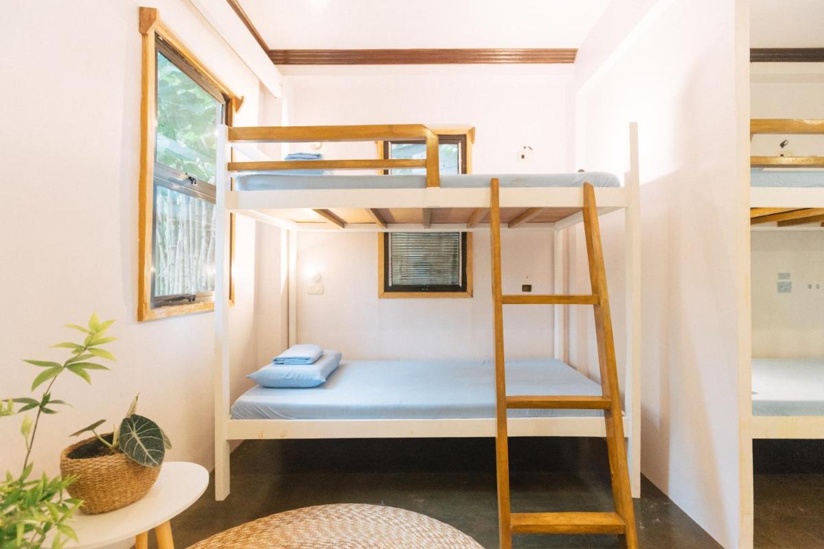 Higala Hostel Siargao - Hizvo