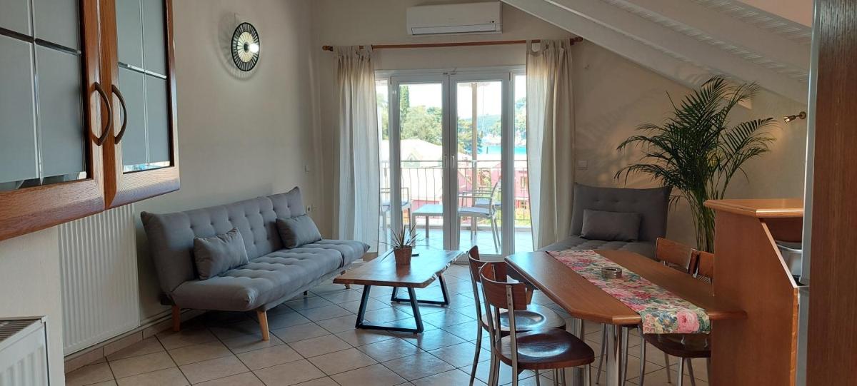 Pension Alexandra - Housity