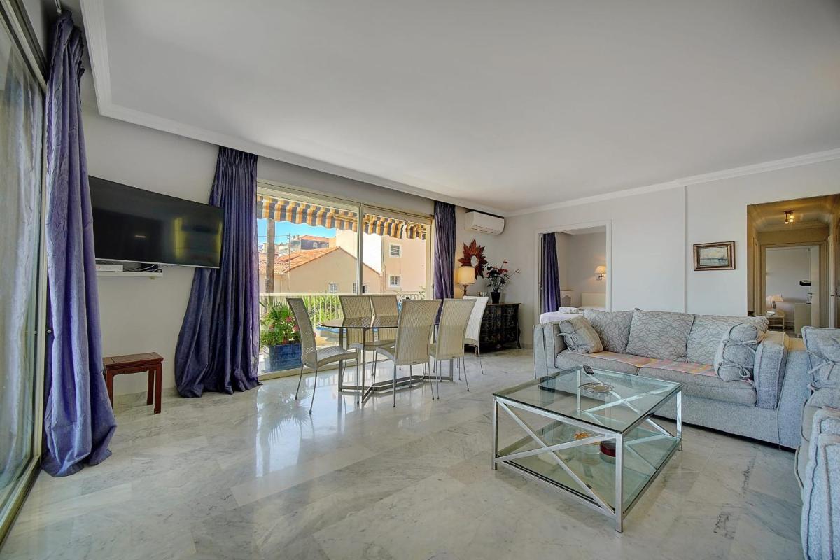 IMMOGROOM- Huge Terrace - Panoramic Sea View - 1min from Beach - Housity