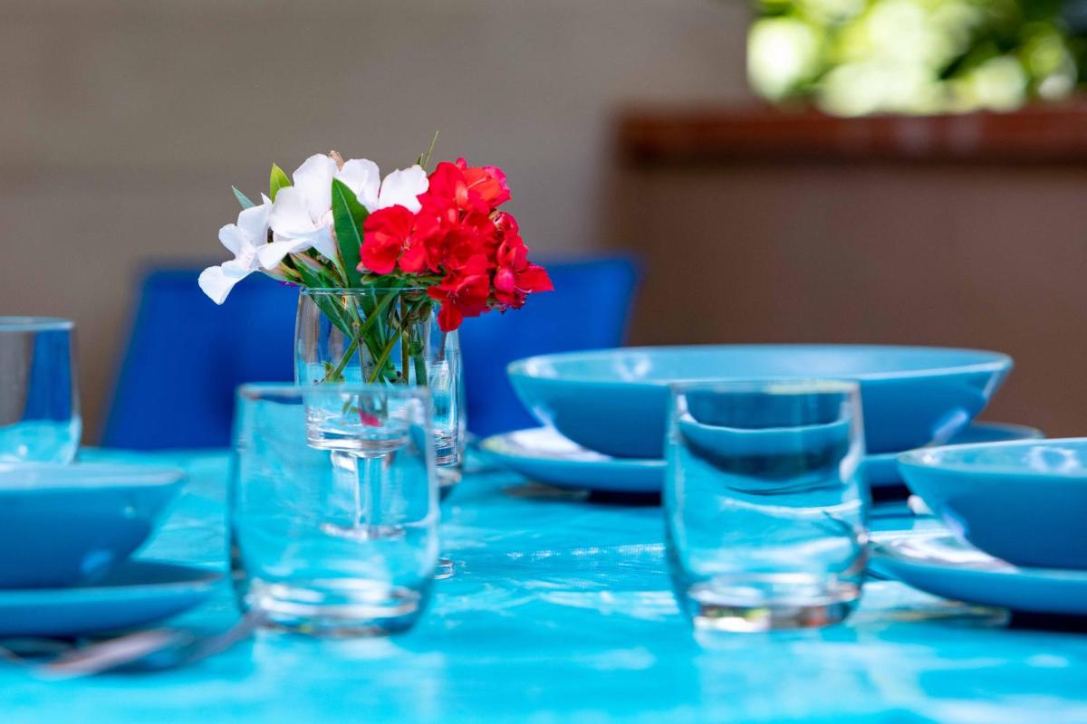 Suitetrails - Costa degli Ulivi Seafront Apartment