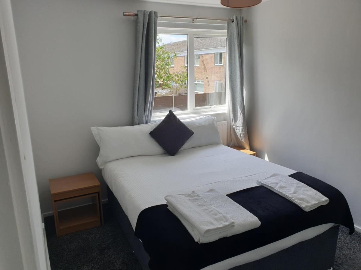 Washingtons Diamond 3 Bedroom House Sleeps 6 - Housity