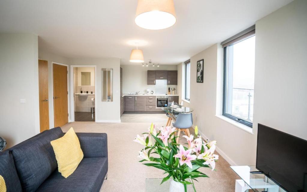 Adelphi Wharf Luxury Apartments - Housity