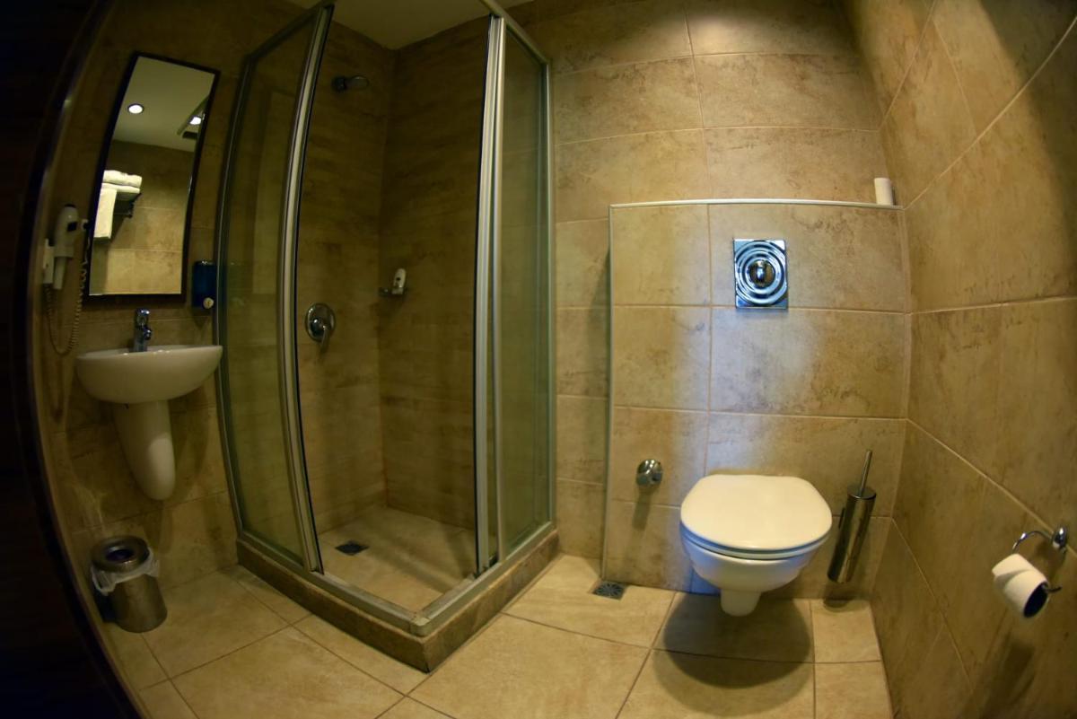 ELMAS HOTEL - Housity