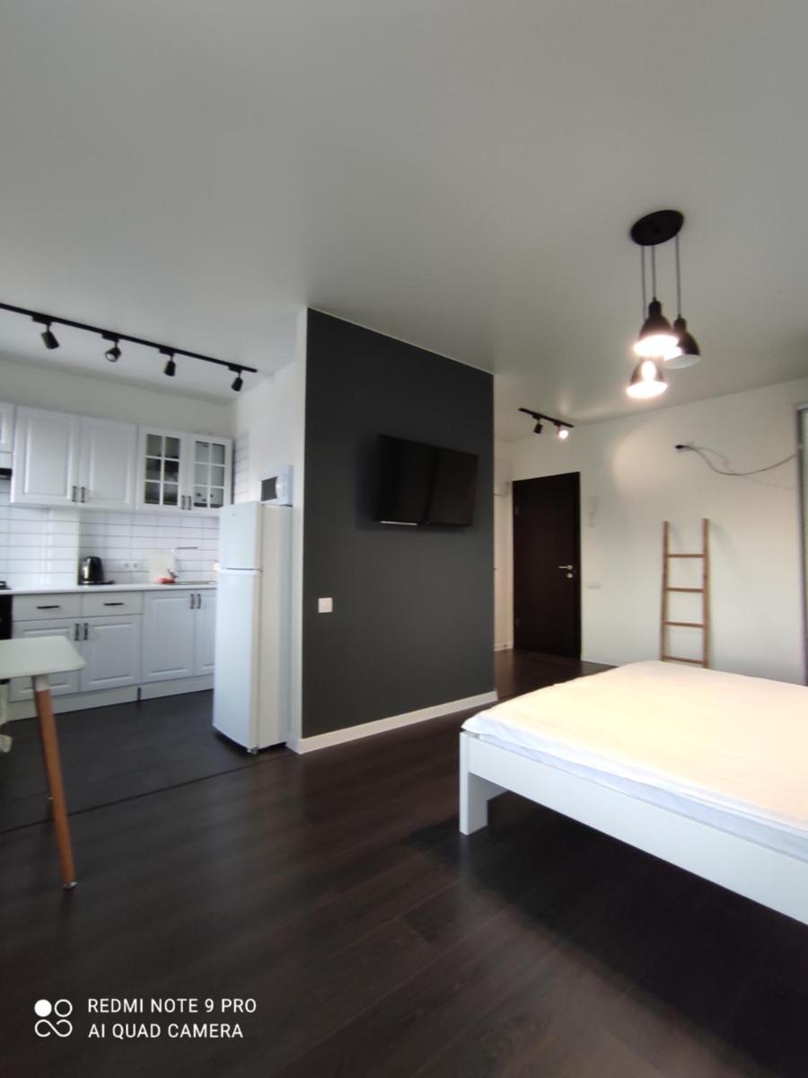 White Apartment - Housity