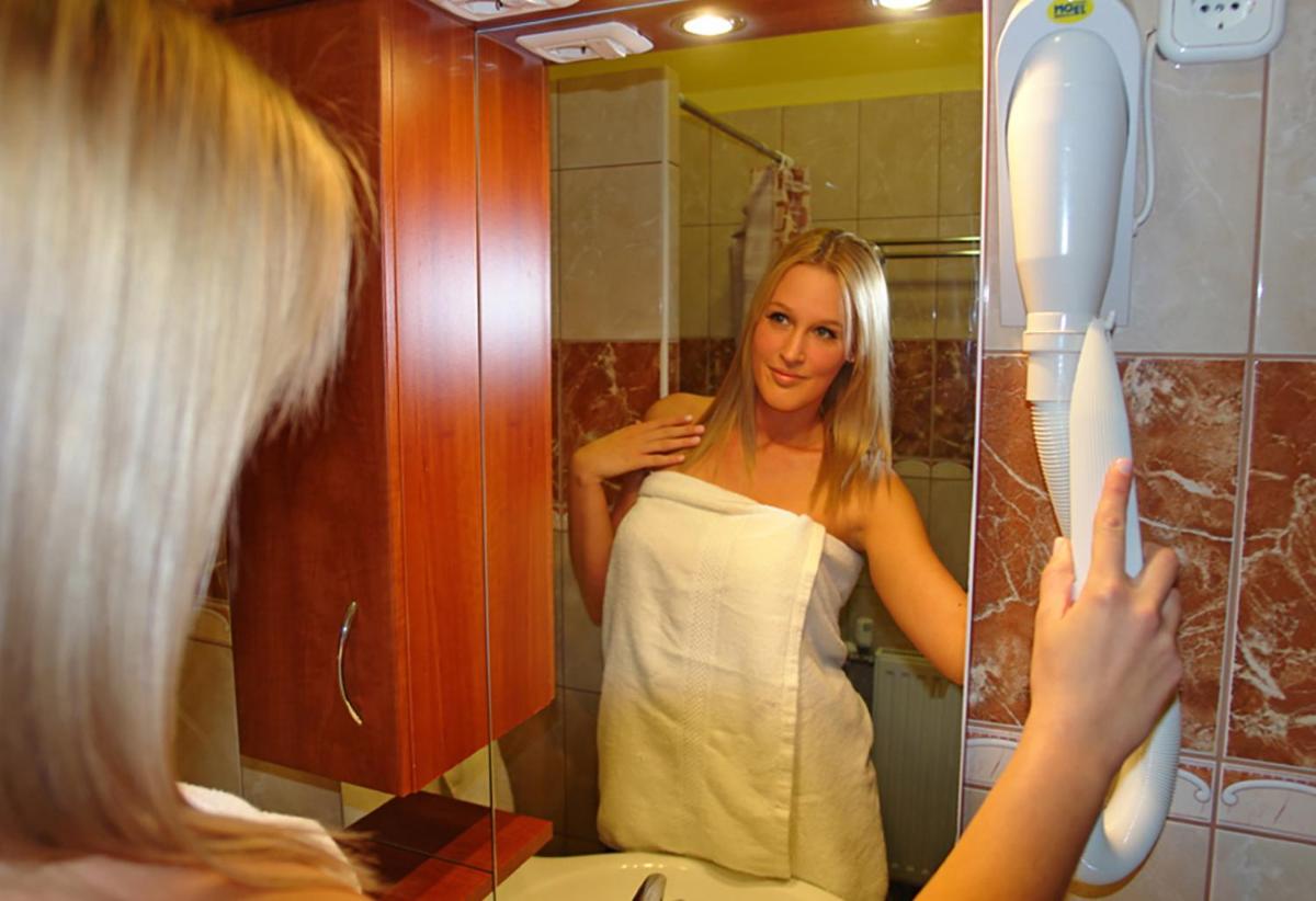 HoldLux Apartmanok - Housity