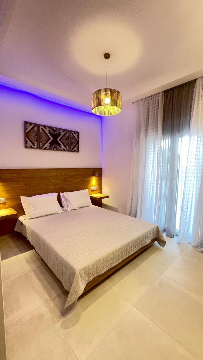 Suitetrails - Paraskevi's Apartments