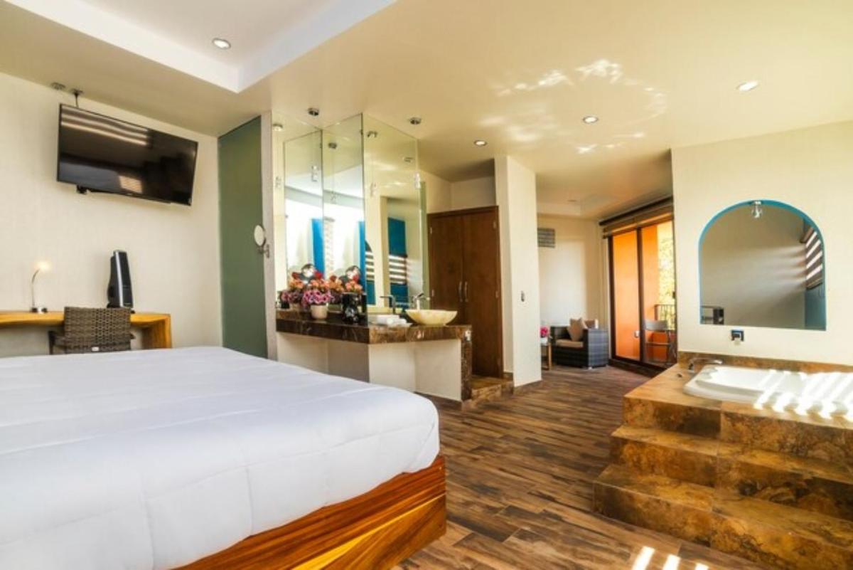 Hotel El Roble Resort - Housity