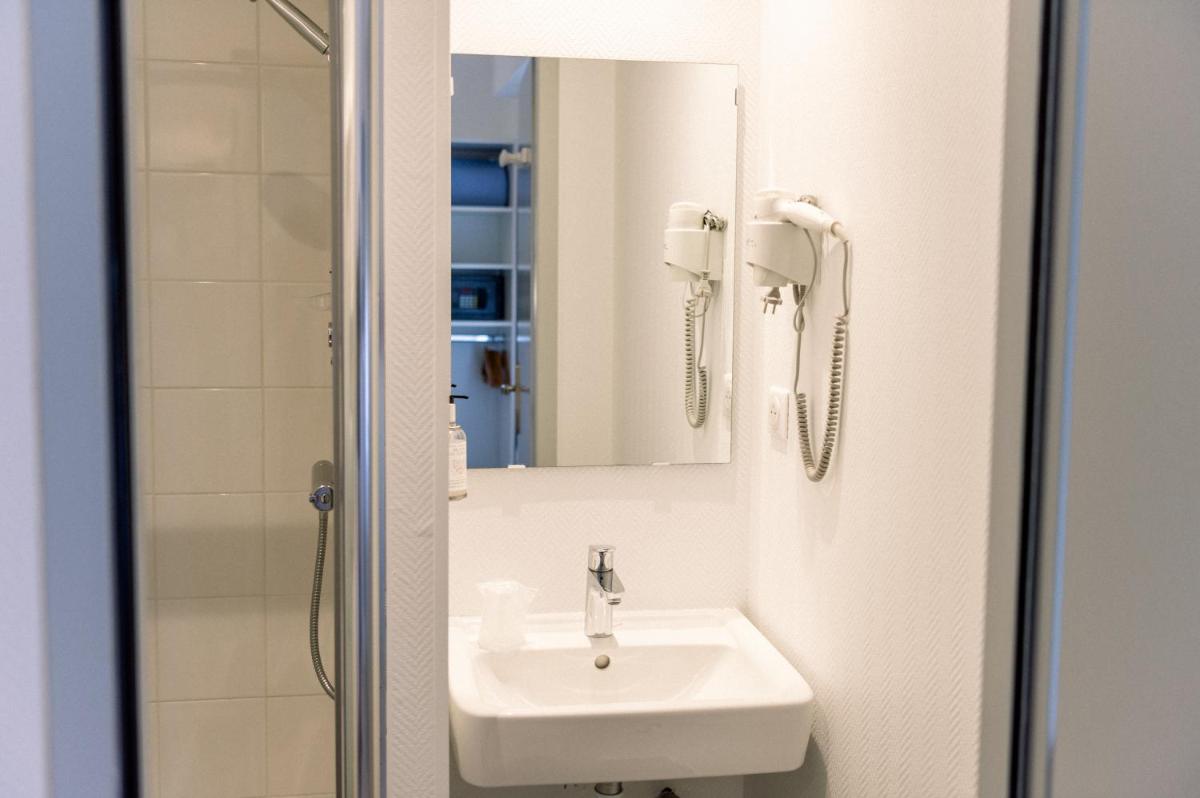 Hotel Atlantique - Housity