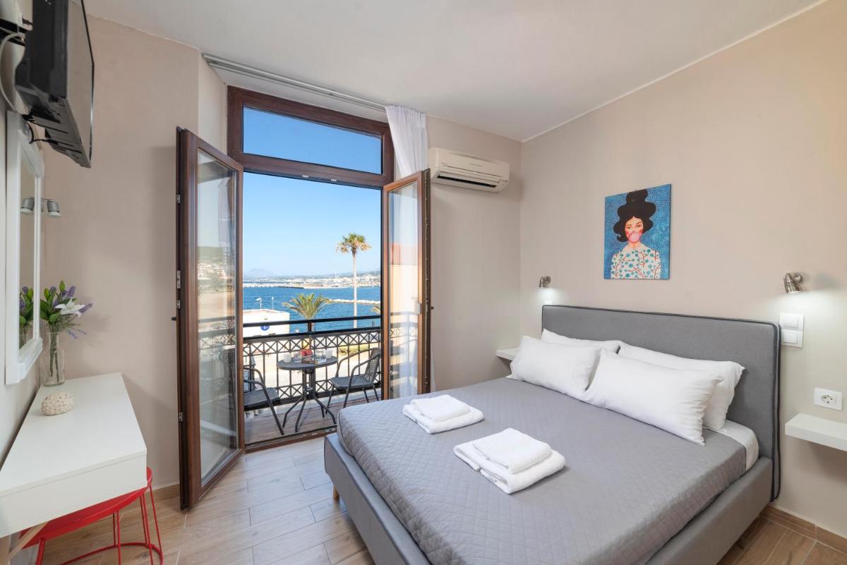 Faros Rooms - Housity
