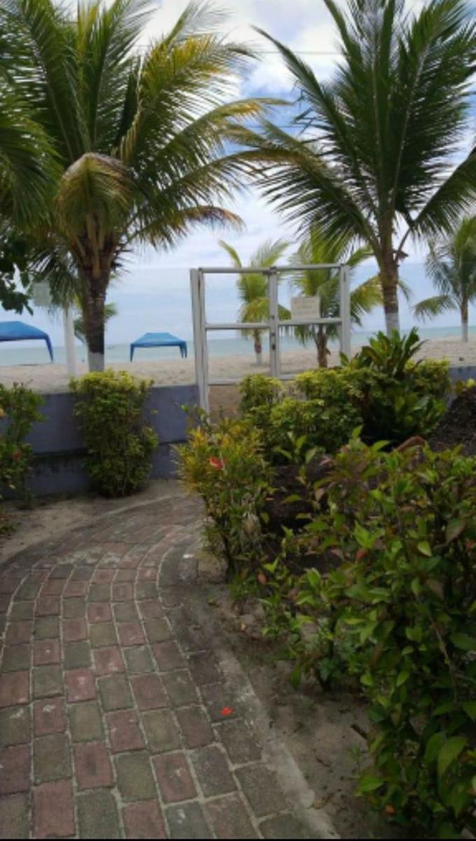 Casa El Morro Atacames - Housity