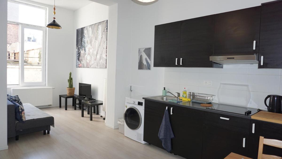 Roosevelt Apartments. - Hizvo