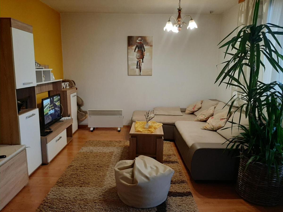 Suitetrails - Apartment Zora - Guest house