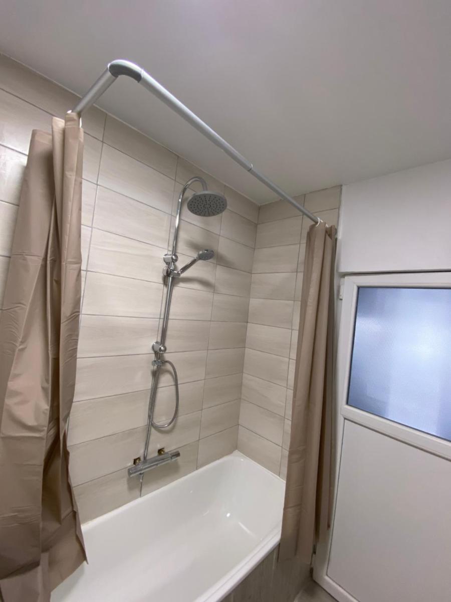 Suitetrails - Apartament House Sasca