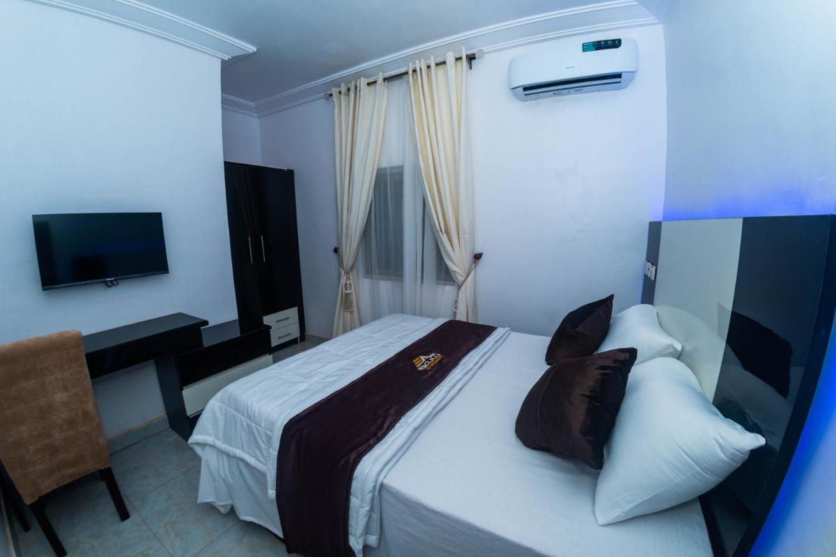 Ekulu Apartments - Housity