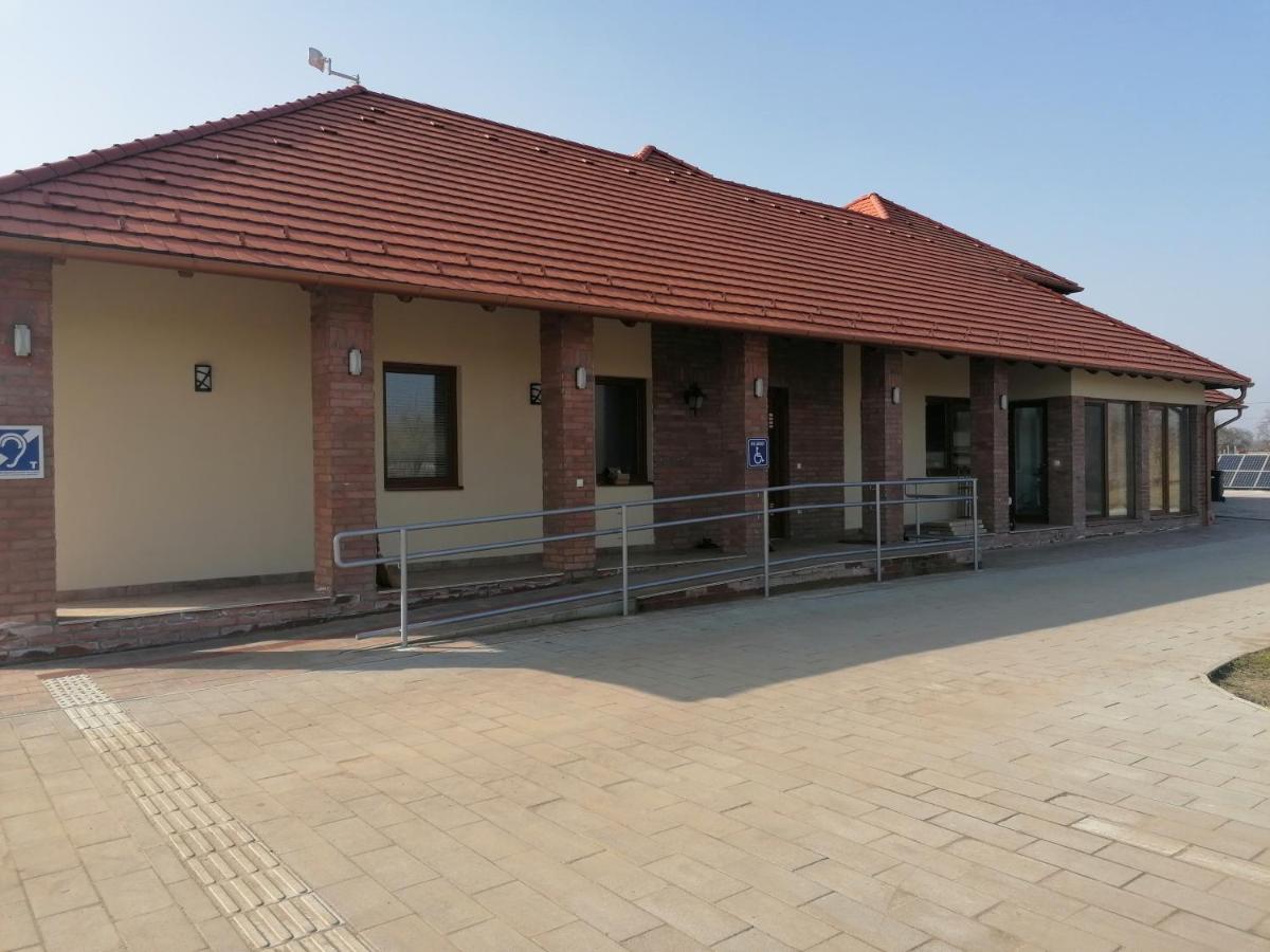 ZOLDAV - Housity