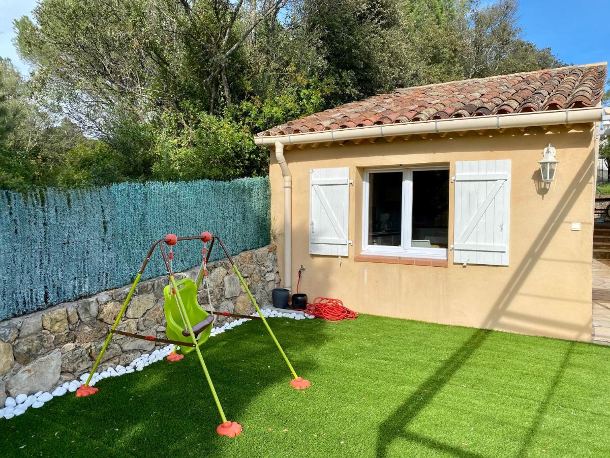 Studio avec une belle terrasse Pour les amoureux - Housity