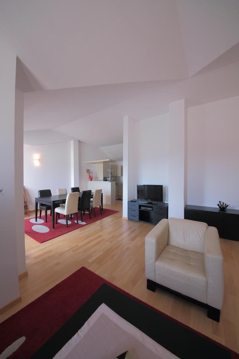 Guest house Zenović - Housity