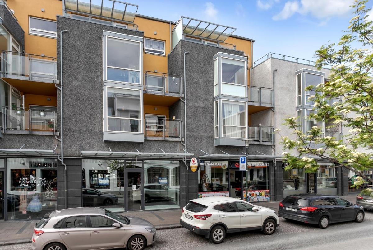Tomas Luxury Apartments - Housity