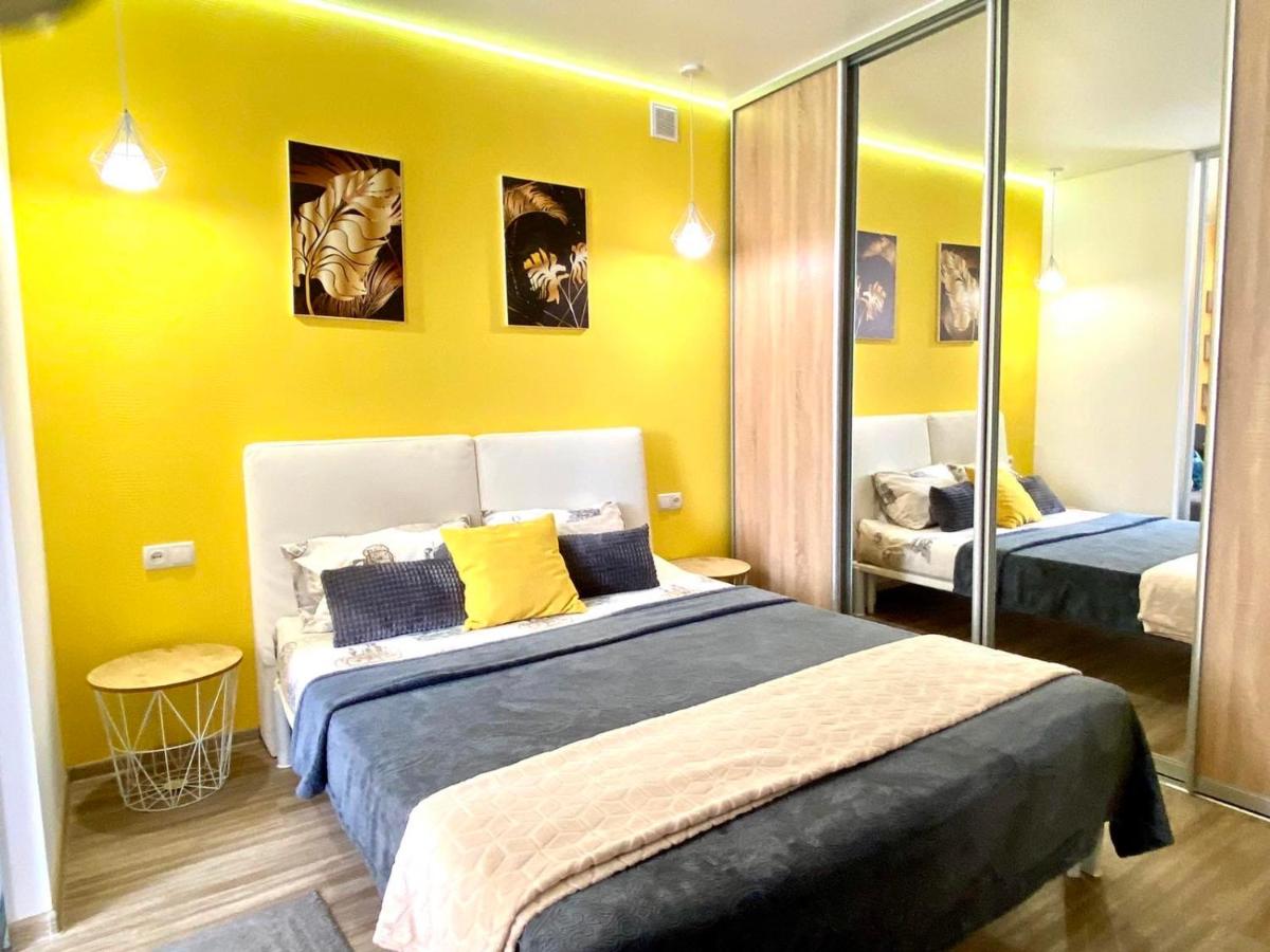 Grey&Yellow на Коцюбинського - Housity