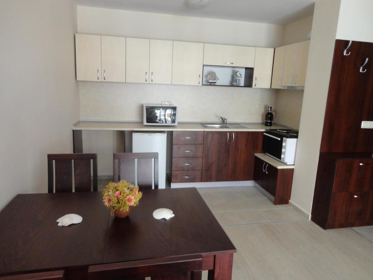 Holiday Apartments in Pomorie - Housity