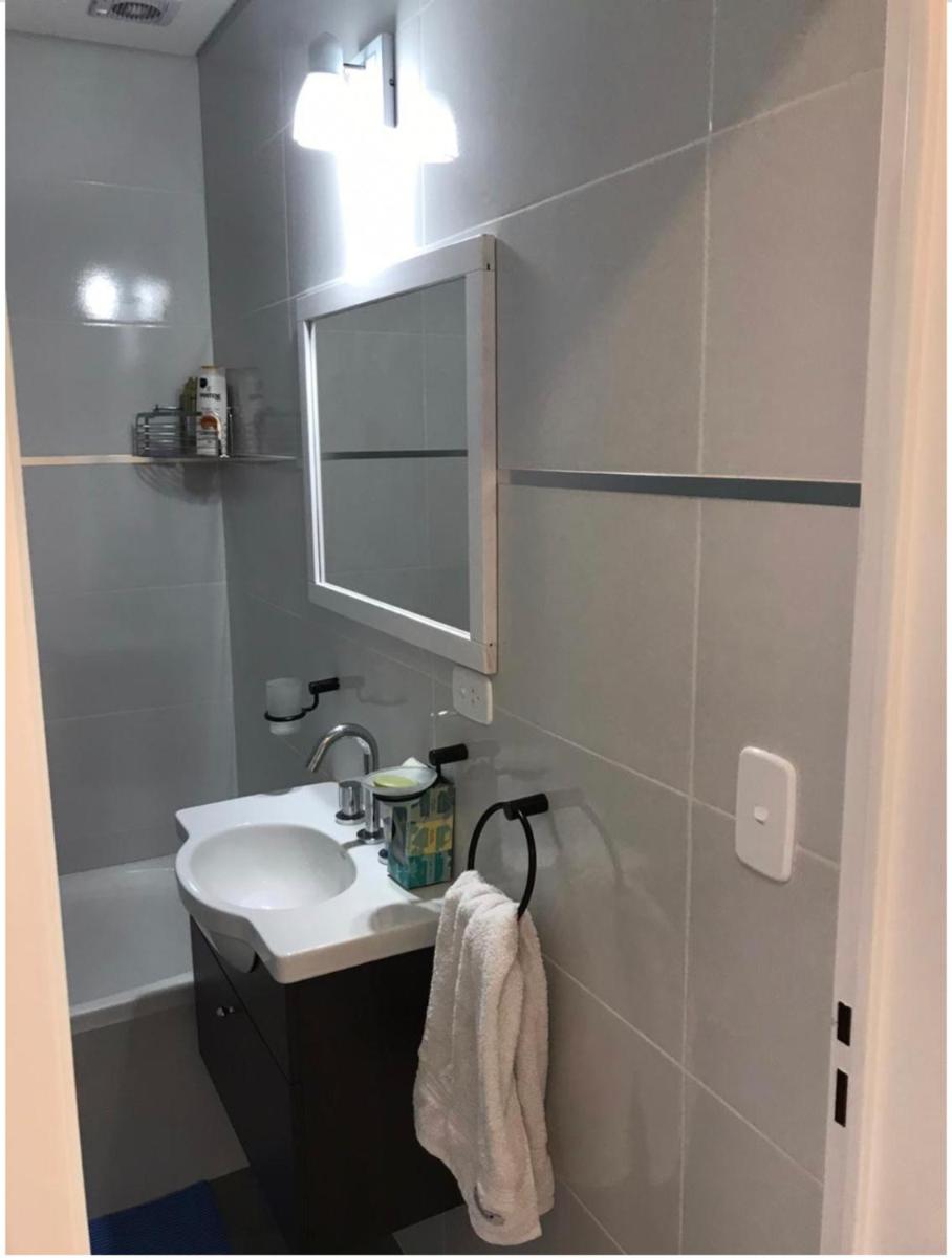 Amplio departamento moderno con excelente ubicación! - Housity