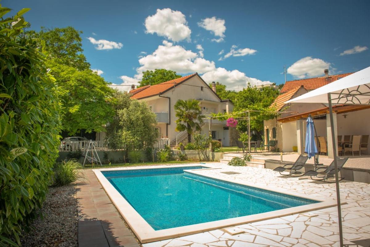 Four Bedroom Holiday Home Imotski - Housity