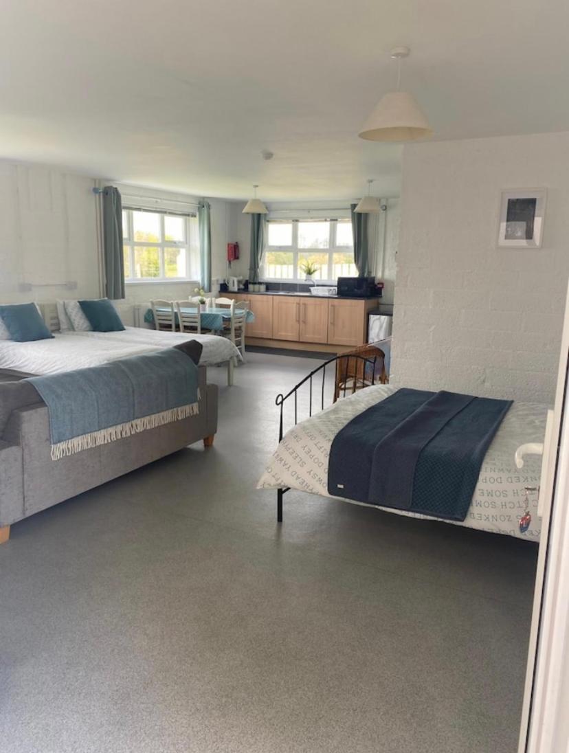 Mill House Studio Apartment - Housity
