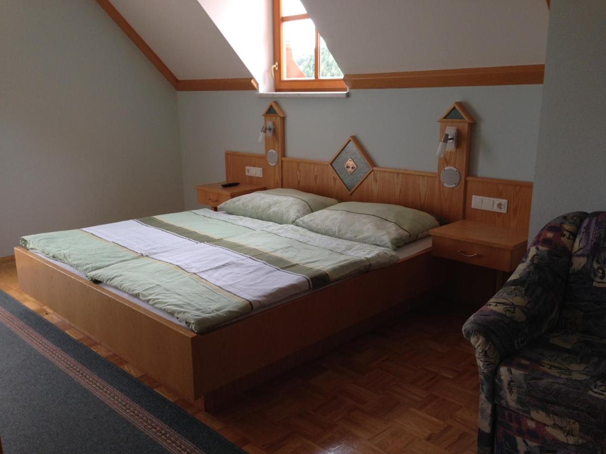 Haus Rose - Housity