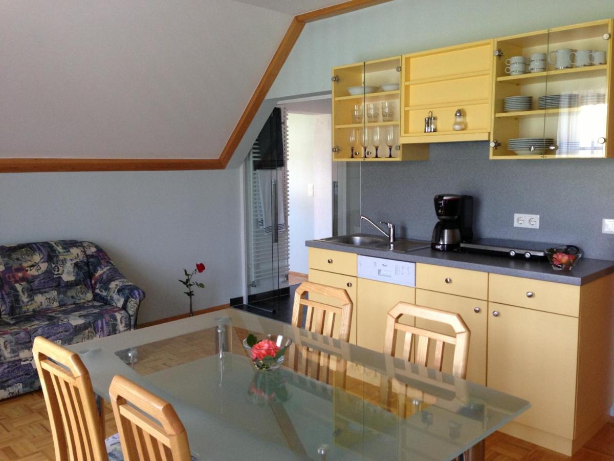 Haus Rose - Housity
