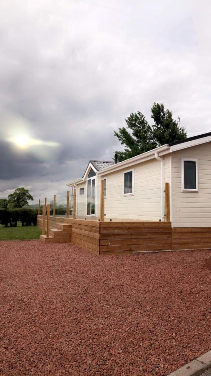 Hesket caravan park Plot Number 7 STRICTLY NOT FOR COMMERCIAL USE - Housity
