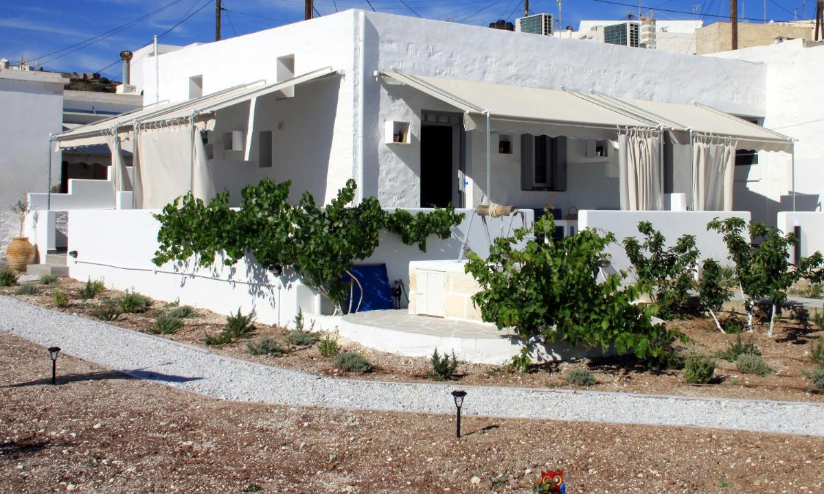 Kimolian Monopolis - Alyki House - Housity