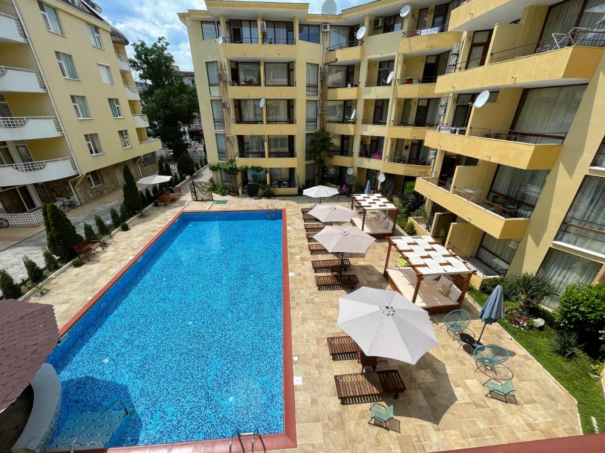 Complex Sands Holiday Apartments - Housity