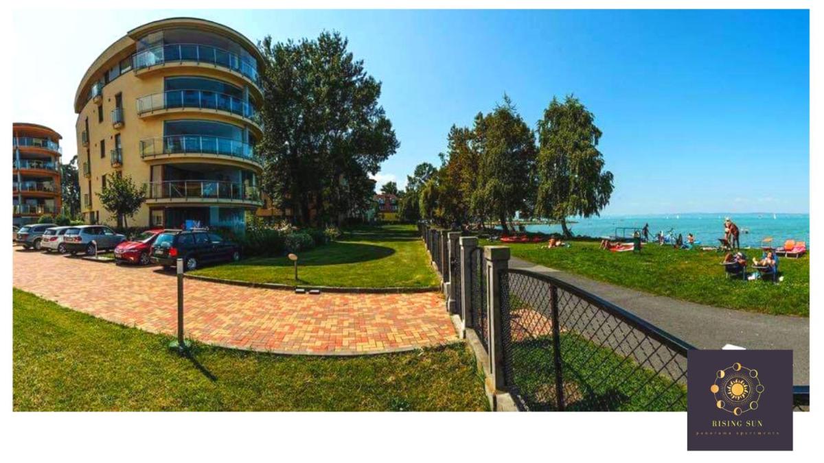 Rising Sun Panorama II - Housity