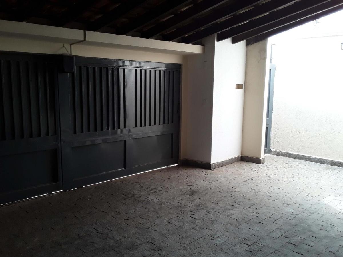 Casa próximo à UNIUBE, Aeroporto e hospitais - Até 05 pessoas - Housity