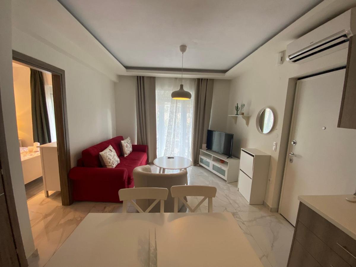 Luxury flat in Chanioti - Housity