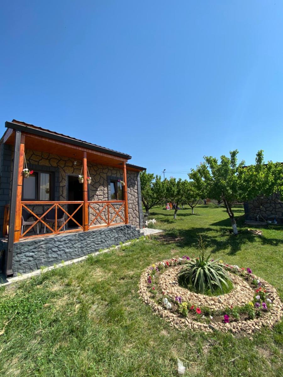 Noravank L-and-L - Housity
