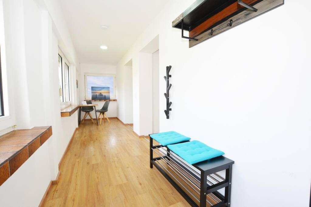 Sonnige Ferienwohnung mit Balkon in Ruhelage - Housity