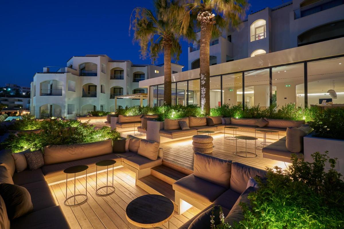Caravel Suites - Adults Only - Housity