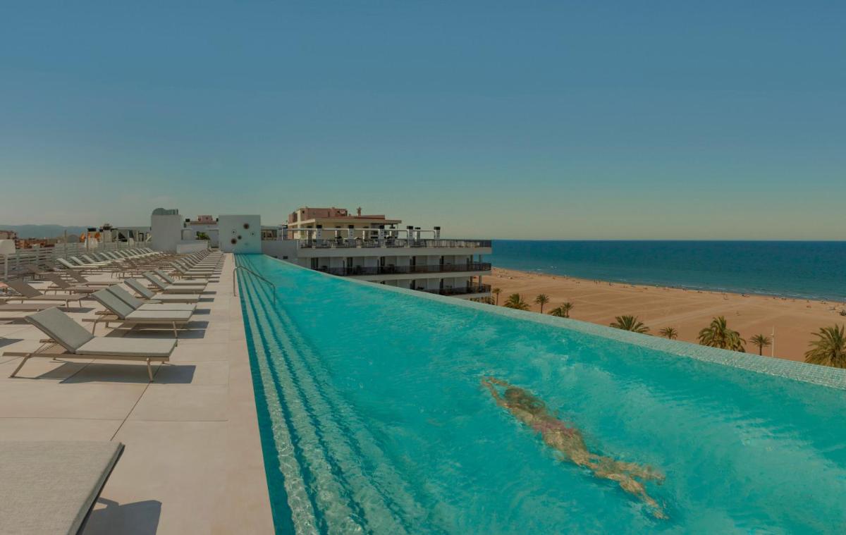 Piscina en o cerca de RH Bayren Hotel & Spa 4* Sup
