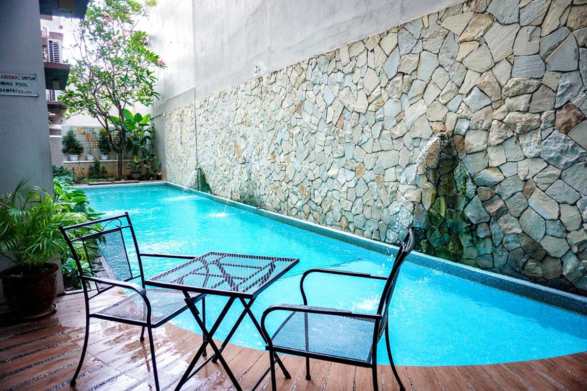 Andelir Hotel Simpang Lima Semarang - Housity