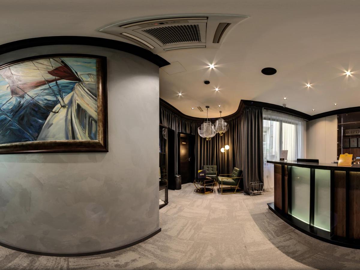 Suitetrails - Efbet Hotel