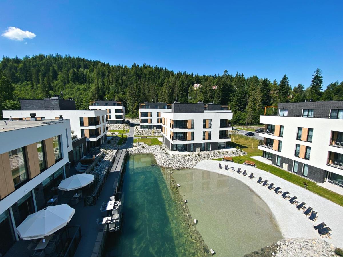 VISLOW Resort - Housity