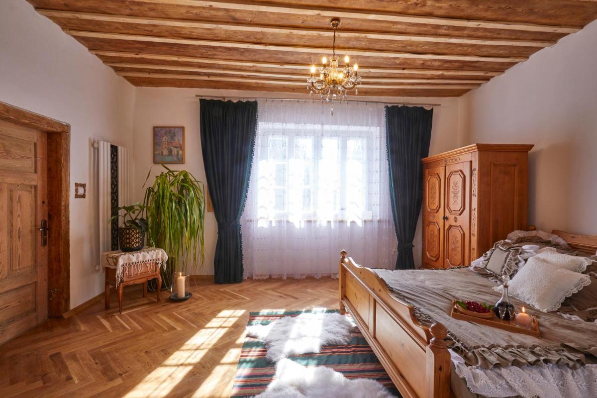 Przystanek Szlakówka - Housity