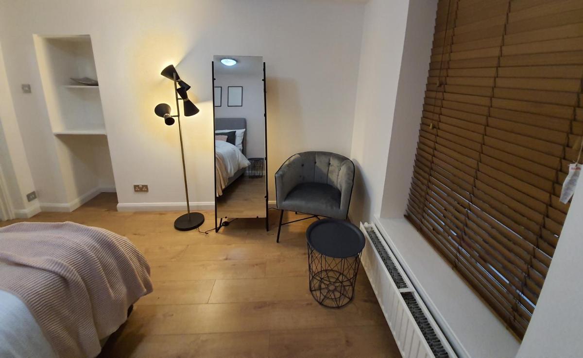 Double Room in Central London - Housity