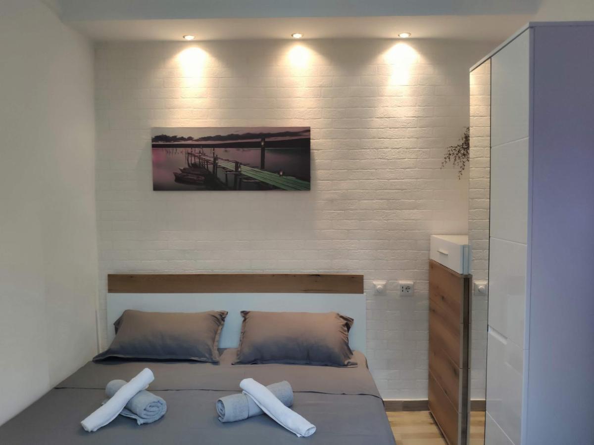 Comfort Apartment by Prima Lodging - Housity