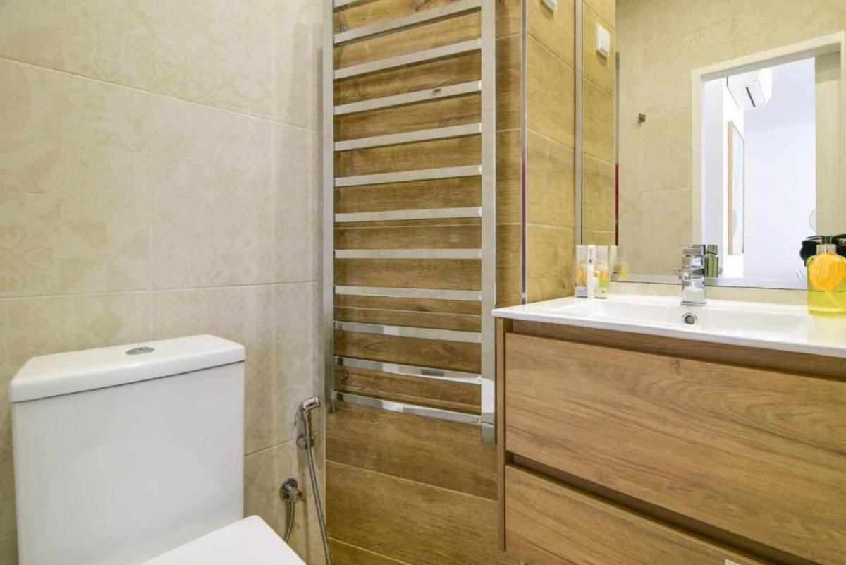 Timeless Beach II Apartment - Housity